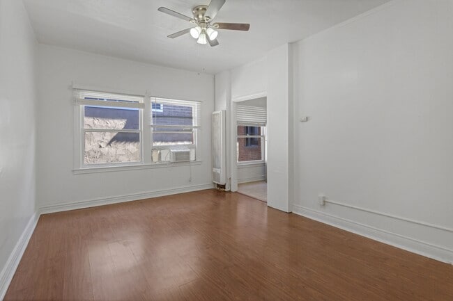 Photo - 21 Westminster Ave Unit 208