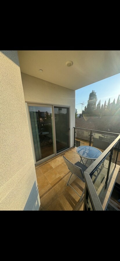 Photo - 5537 La Mirada Ave Unit 202