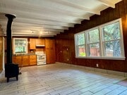 Photo - 1619 Oak Dr