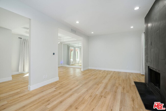 Photo - 5923 Etiwanda Ave Unit 106