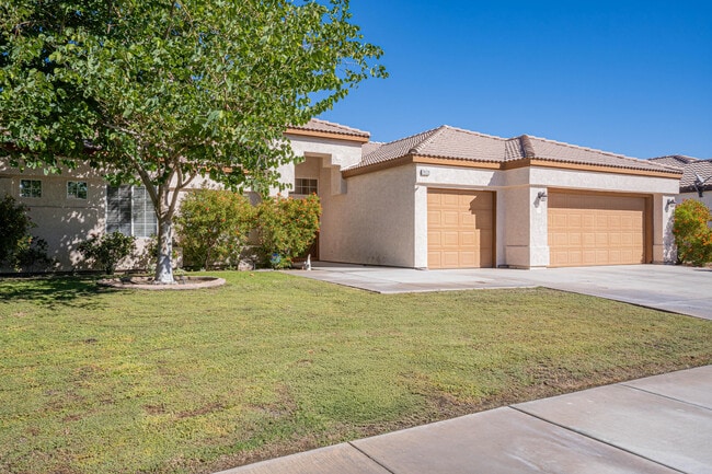 Photo - 79120 Canterra Dr