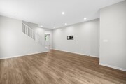 Photo - Modern Luxury 4-Bedroom 3-Bathroom Home wi...