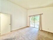 Photo - Beautiful 1Bd/1Ba located in Tustin! Condo