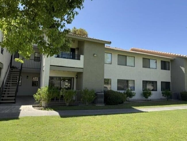 Building Photo - 78650 Ave 42 Unit #1911 - 1