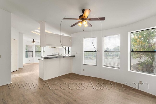 Photo - Private 3 Bed /2 Bath Home With Scenic Views In Lake Elsinore!