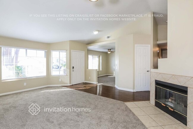 Photo - 457 S Tamarisk Ave