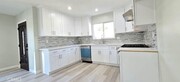Photo - 5830 N Vista St