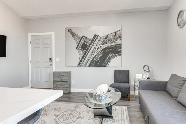 Photo - 2022 Avenida Del Diablo Unit ID1308385P