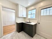 Photo - 1116 E Glenoaks Blvd Townhome