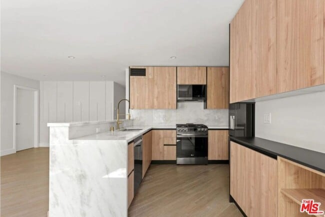 Photo - 1450 S Crescent Heights Blvd