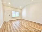 Photo - 832 N Alta Vista Blvd Unit 3/4