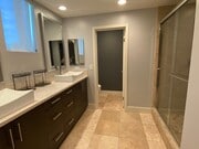Photo - Beautiful Townhouse 3 Bedroom + 3 Bathroom