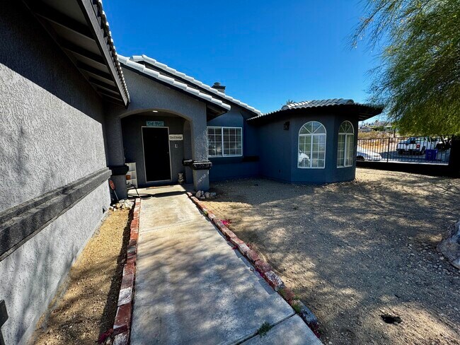 Photo - 67890 Alameda Dr