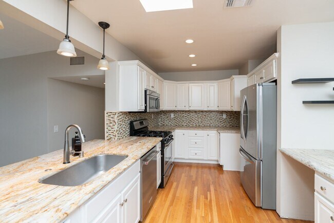 Photo - 3 Bedroom Home with Solar in Bay Park