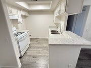 Photo - 5405 Kester Ave