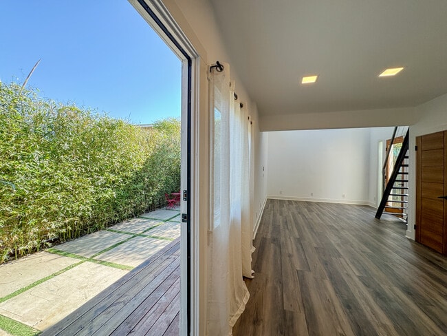 Photo - 2522 Gleason Ave