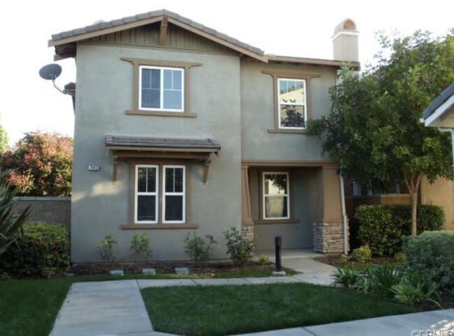 Chino 4 bedroom Beauty - Chino 4 bedroom Beauty Townhome