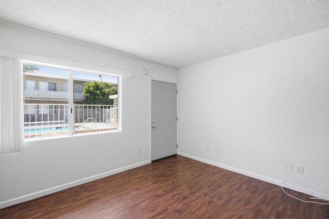 Photo - Foothill Suites