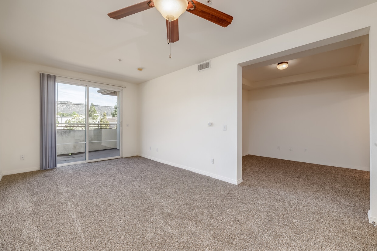 3D Tour - Woodland Village Senior Apartments