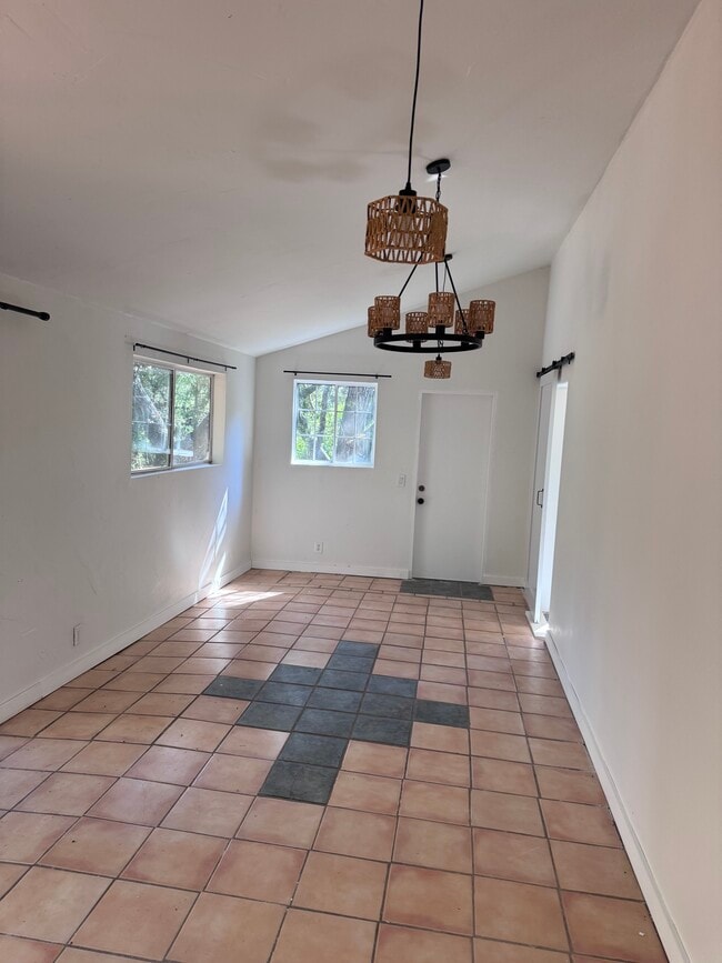 Building Photo - 800 Toro Canyon Rd