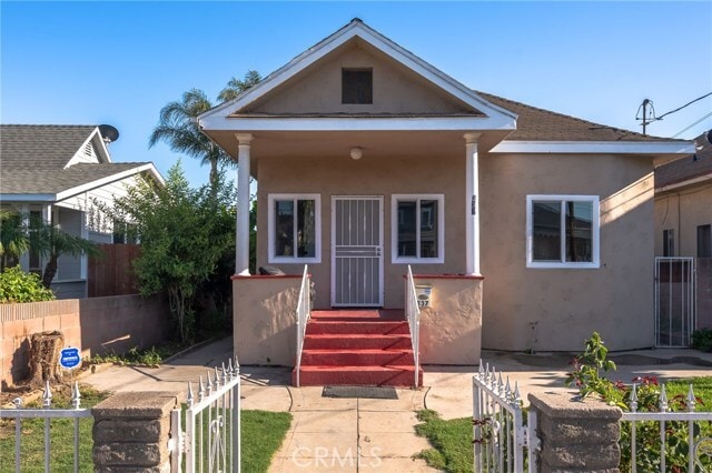 Photo - 337 W 10th St