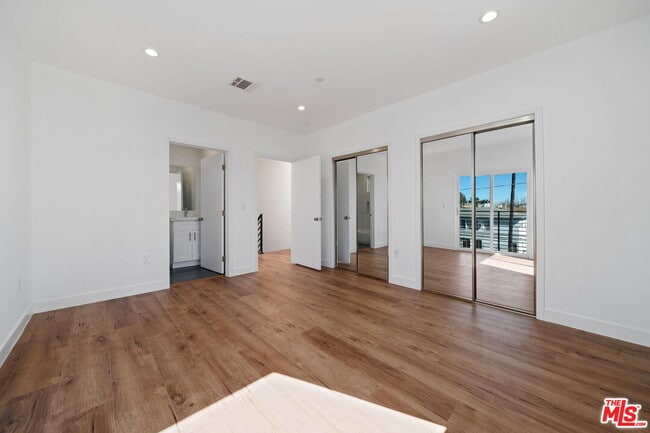 Photo - 6338 Beck Ave