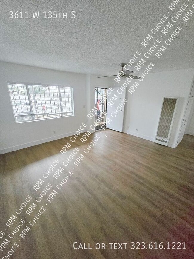 Photo - 3611 W 135th St