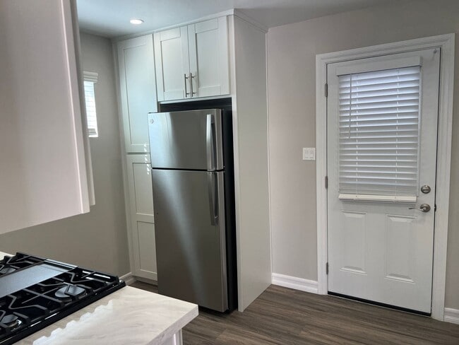 Photo - 122 Jefferson Ave Unit D