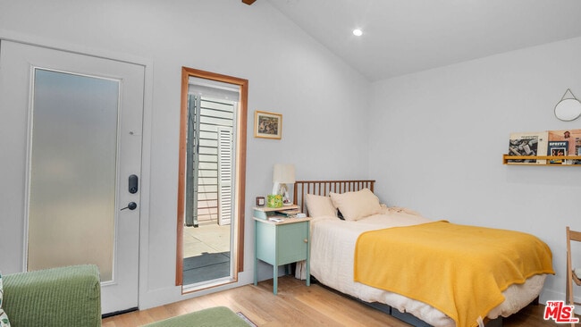 Photo - 5114 Miriam St
