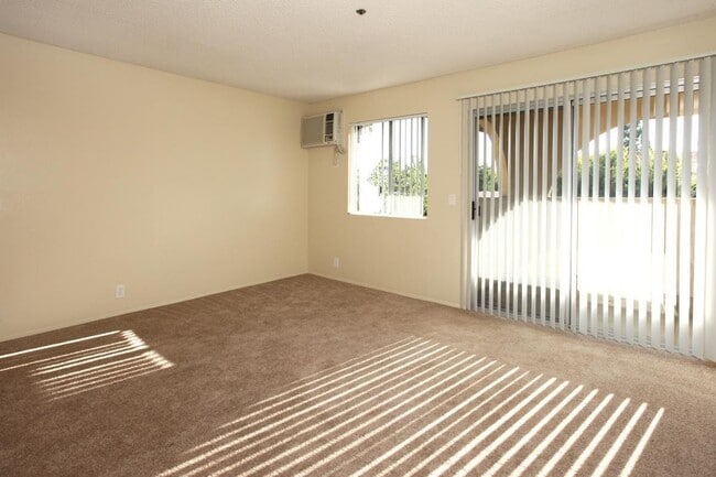 Photo - Lexington Park