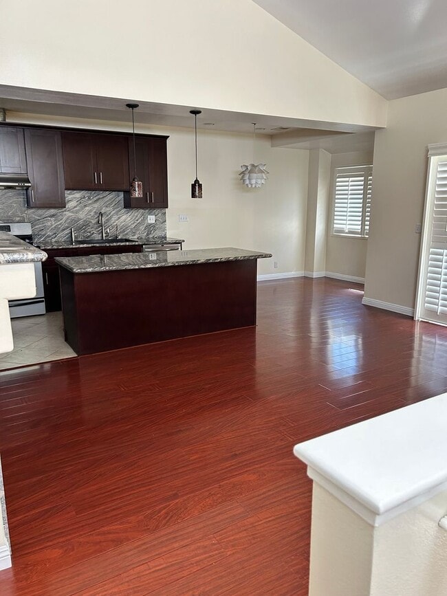 Photo - 2b2b- Private freshly painted Torrance condominium ready for immediate occupancy. Unit 120