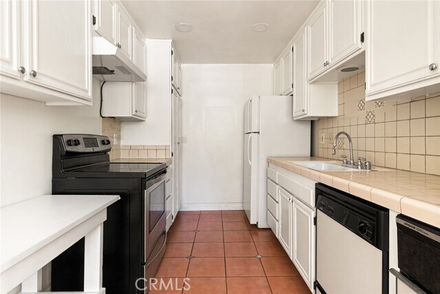 Photo - 497 E California Blvd Unit 119