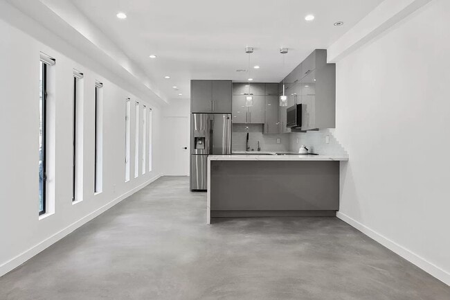 Photo - 9682 Yoakum Dr