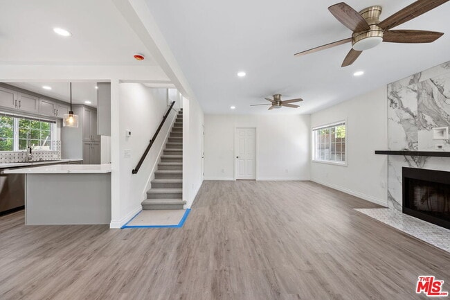 Photo - 1342 Mohawk St