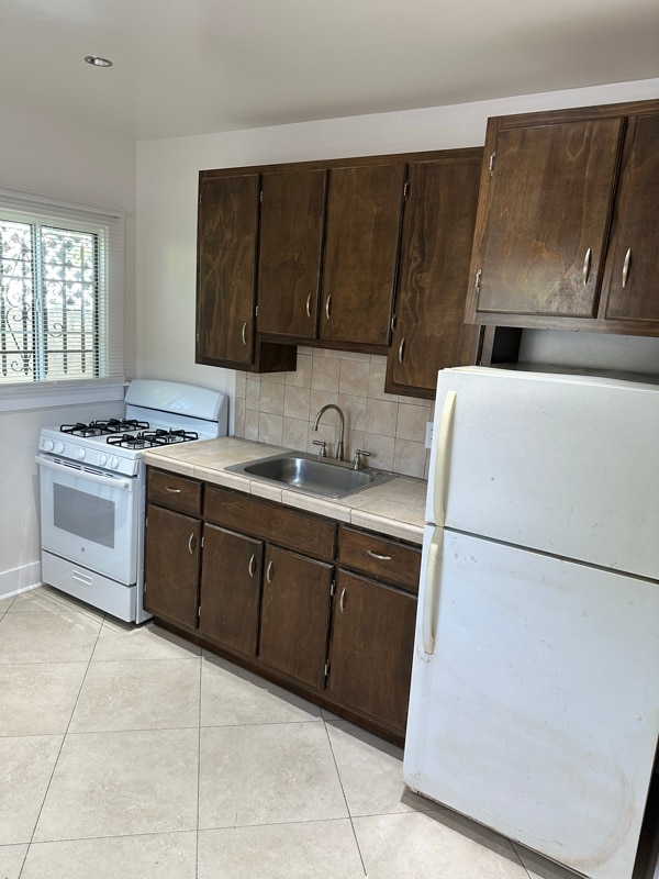 Photo - 2038 Highland Ave