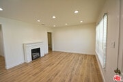 Photo - 16901 Hart St House