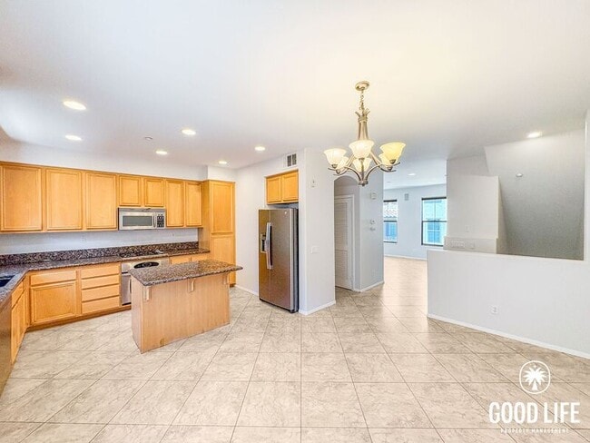 Photo - 372 Plateau Ave