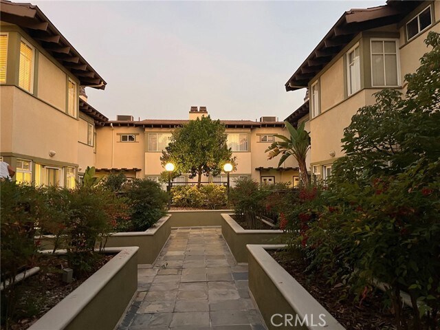 Photo - 38 N Bonnie Ave Unit 10