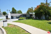 Photo - 23701 Bessemer St House