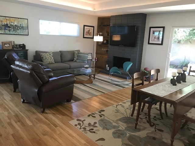 Photo - 3102 E Vanowen Ave