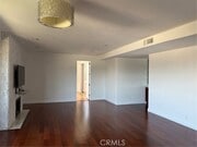 Photo - 116 N Swall Dr Unit 402