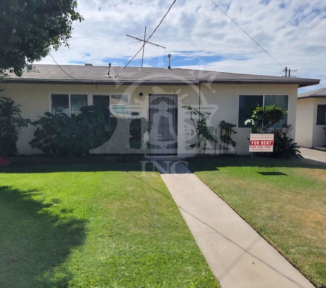 Building Photo - Forest Grove St 11238-11246 Unit 11244