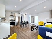 Photo - 610 Victoria Ave Townhome