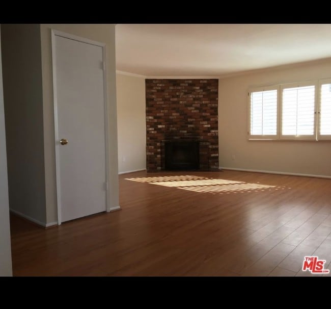 Photo - 12731 Pacific Ave Unit 6