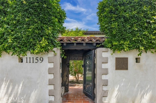 Photo - 11159 La Maida St House