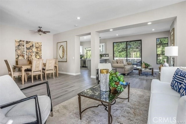 Photo - 35 Oak Knolls