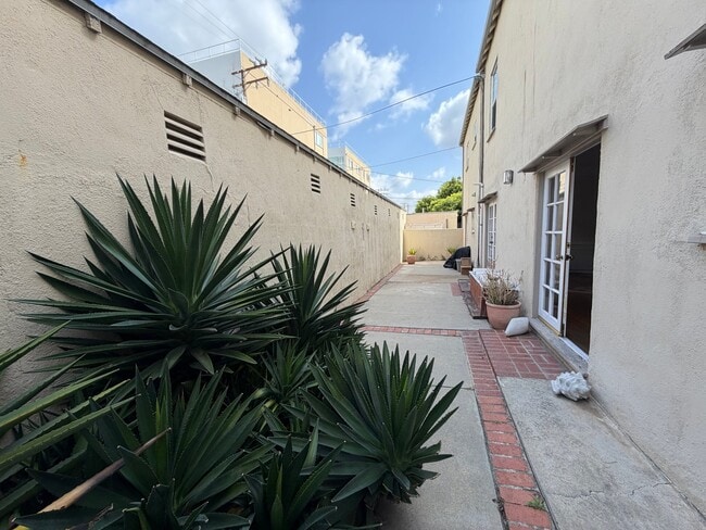 Photo - 9969 Robbins Dr Unit NA