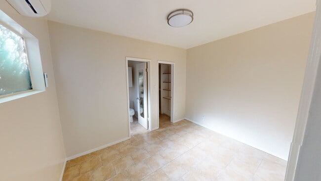 Photo - 733 Westbourne Dr Unit 735 1/2