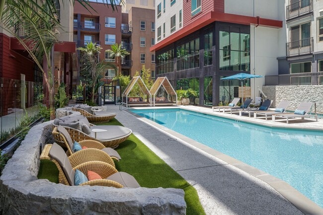 Solana at Duarte Station - Solana at Duarte Station Apartments