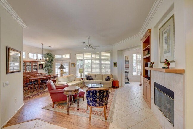 Photo - 35841 Rosemont Dr